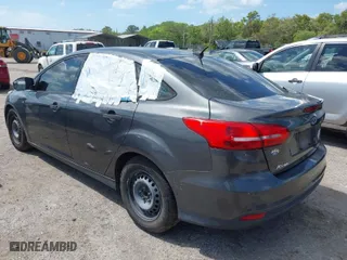 2016 Ford Focus S with VIN 1FADP3E26GL397348, listed as a IAAI auction lot 41952355 with 187,263 mi miles. Bid and sale history available at carsss.com. Image 3.