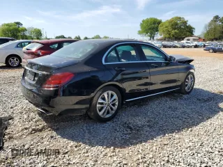 2019 Mercedes-Benz C 300 with VIN 55SWF8DBXKU294402, listed as a Copart auction lot 52570985 with 51,995 mi miles and Salvage Title. Bid and sale history available at DreamBid. Image 3.