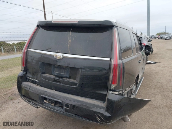 2016 Cadillac Escalade Premium Collection with VIN 1GYS4CKJ6GR266580, listed as a IAAI auction lot 41558855 with 1 mi miles. Bid and sale history available at carsss.com. Image 4.