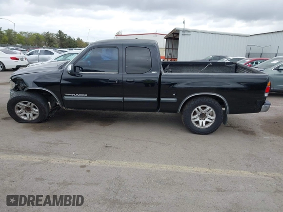 2001 Toyota Tundra SR5 with VIN 5TBRT34181S197753, listed as a IAAI auction lot 42064862 with 261,523 mi miles. Bid and sale history available at carsss.com. Image 14.