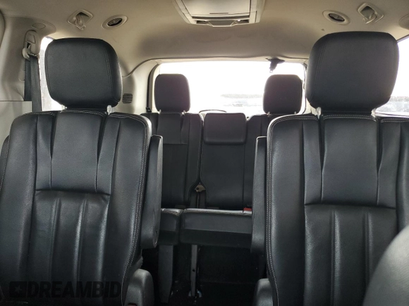 2014 Chrysler Town & Country Touring with VIN 2C4RC1BG4ER159387, listed as a Copart auction lot 53050315 with 164,644 mi miles and Salvage Title. Bid and sale history available at DreamBid. Image 10.