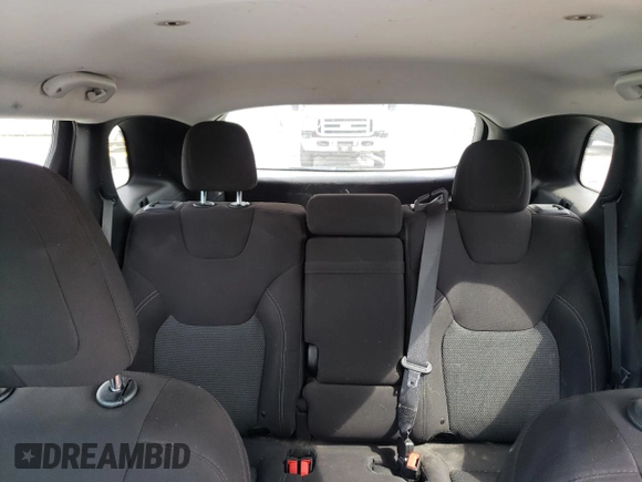 2019 Jeep Cherokee Latitude with VIN 1C4PJLCX7KD331871, listed as a Copart auction lot 59685665 with 90,787 mi miles and Salvage title. Bid and sale history available at DreamBid. Image 10.