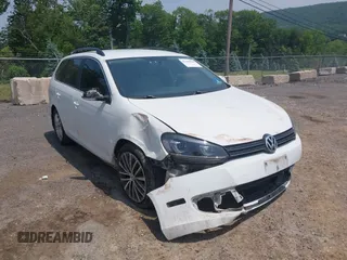2014 Volkswagen Jetta TDI with VIN 3VWML7AJXEM622874, listed as a IAAI auction lot 42440544 with 196,983 mi miles and . Bid and sale history available at DreamBid. Image 6.
