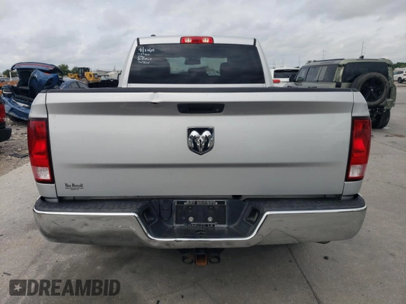 2018 Ram 1500 Tradesman z VIN 1C6RR6FG8JS147409, wystawiony jako Copart lot #55851485 z przebiegiem 116 680 mil mil oraz Szkoda całkowita • Salvage title. Historia ofert i sprzedaży dostępna na DreamBid. Obrazek 6.