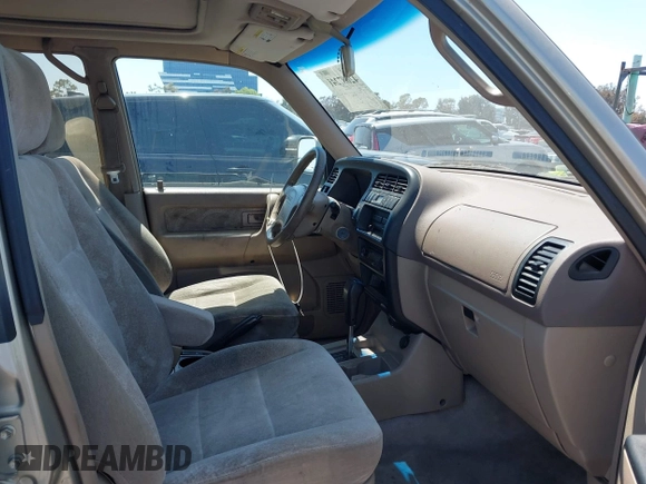 2002 Isuzu Trooper S with VIN JACDS58X327J07966, listed as a IAAI auction lot 42087241 with 153,591 mi miles and . Bid and sale history available at DreamBid. Image 5.