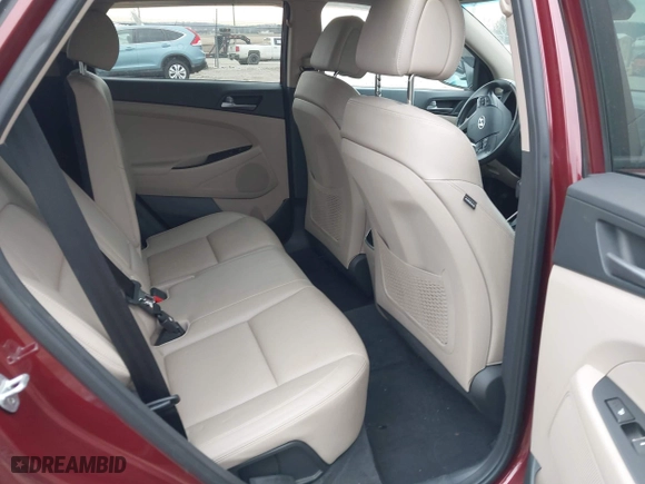 2016 Hyundai Tucson Eco with VIN KM8J3CA26GU179785, listed as a IAAI auction lot 41697664 with 110,975 mi miles. Bid and sale history available at carsss.com. Image 8.