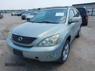 2006 Lexus RX with VIN 2T2GA31U16C051211, listed as a IAAI auction lot 42147731 with 221,584 mi miles. Bid and sale history available at carsss.com. Image 2.