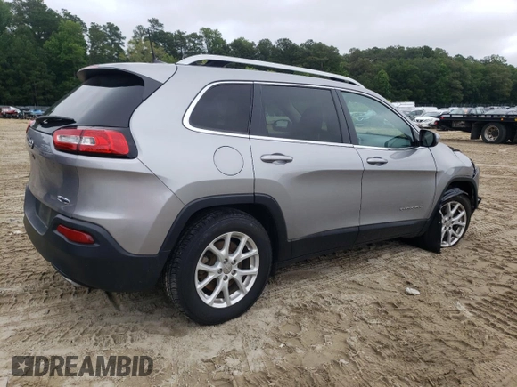 2017 Jeep Cherokee Latitude с VIN 1C4PJMCS4HW582676, выставлен на аукционе Copart как лот 60872455 с пробегом 56 223 миль миль и Списание • Salvage title. История ставок и продаж доступна на DreamBid. Изображение 3.