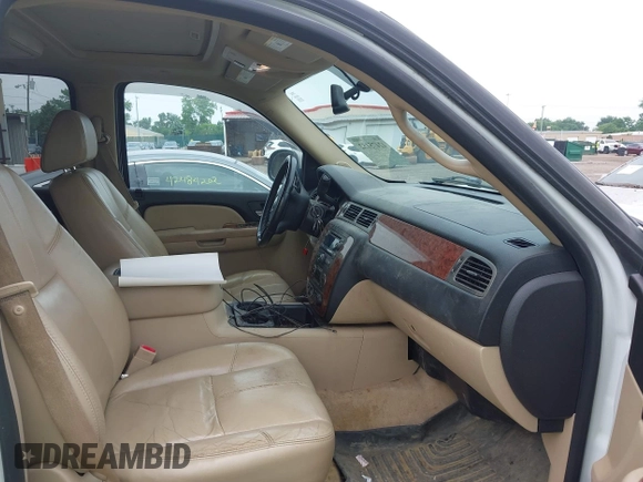 2007 Chevrolet Suburban LT с VIN 1GNFK16387J280516, выставлен на аукционе IAAI как лот 42475152 с пробегом 204 923 миль миль и . История ставок и продаж доступна на DreamBid. Изображение 5.