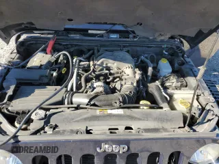 2013 Jeep Wrangler Unlimited Rubicon 10th Anniversary с VIN 1C4HJWFG7DL559539, выставлен на аукционе Copart как лот 81675894 с пробегом 99 425 миль миль и Списание • Salvage title. История ставок и продаж доступна на DreamBid. Изображение 11.