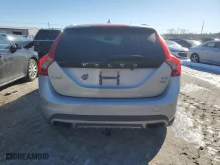 2016 Volvo V60 Cross Country T5 with VIN YV4612HK1G1008148, listed as a Copart auction lot 42750955 with 104,415 mi miles and Salvage Title. Bid and sale history available at carsss.com. Image 6.