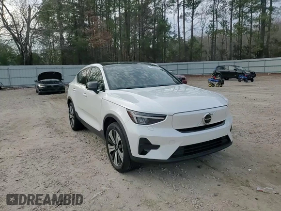 2023 Volvo C40 Core с VIN YV4ED3GK9P2043864, выставлен на аукционе Copart как лот 43547435 с пробегом 10 921 миль миль и Списание • Salvage title. История ставок и продаж доступна на DreamBid. Изображение 12.