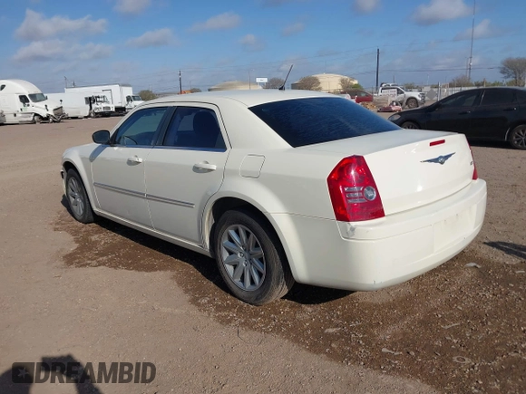 2008 Chrysler 300 LX with VIN 2C3KA43R18H258997, listed as a IAAI auction lot 41730765 with 135,905 mi miles. Bid and sale history available at carsss.com. Image 3.