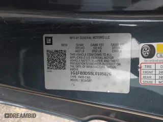 2020 Chevrolet Camaro 1LT with VIN 1G1FB3DS5L0105826, listed as a IAAI auction lot 41507098 with 111,944 mi miles. Bid and sale history available at carsss.com. Image 9.