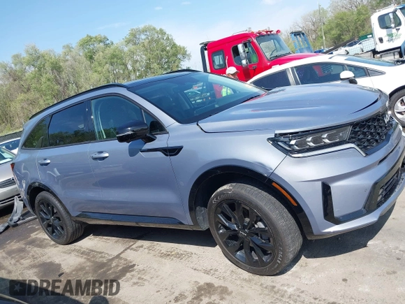 2022 Kia Sorento SX with VIN 5XYRK4LF8NG087513, listed as a IAAI auction lot 42038505 with 42,113 mi miles and . Bid and sale history available at DreamBid. Image 14.