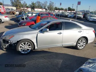 2011 Lexus ES with VIN JTHBK1EG2B2442931, listed as a IAAI auction lot 41337263 with 184,942 mi miles. Bid and sale history available at carsss.com. Image 14.