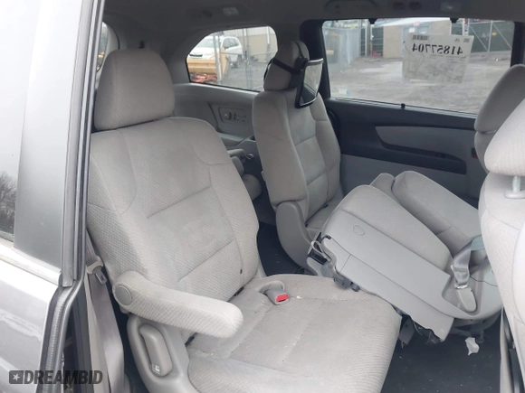 2016 Honda Odyssey SE with VIN 5FNRL5H3XGB150025, listed as a IAAI auction lot 41857704 with 69,515 mi miles. Bid and sale history available at carsss.com. Image 8.