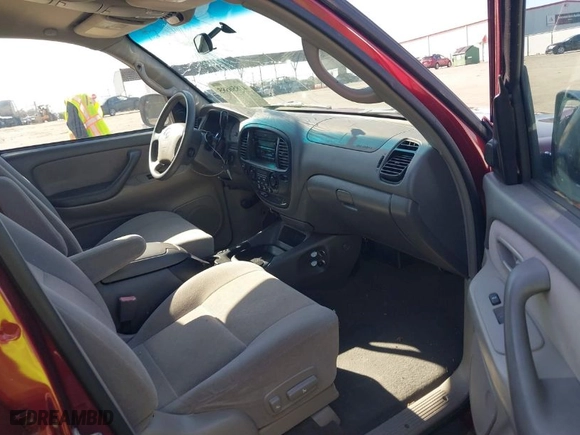 2004 Toyota Sequoia SR5 with VIN 5TDZT34A84S237468, listed as a IAAI auction lot 41856685 with 77,387 mi miles. Bid and sale history available at carsss.com. Image 5.