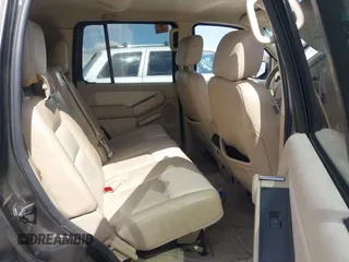 2006 Ford Explorer XLT with VIN 1FMEU63EX6UB52613, listed as a IAAI auction lot 42260462 with Not provided miles and . Bid and sale history available at DreamBid. Image 8.