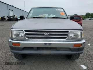 1996 Toyota T100 DX z VIN JT4UN22D1T0019000, wystawiony jako Copart lot #55930744 z przebiegiem 253 849 mil mil oraz Szkody całkowita. Historia ofert i sprzedaży dostępna na DreamBid. Obrazek 5.