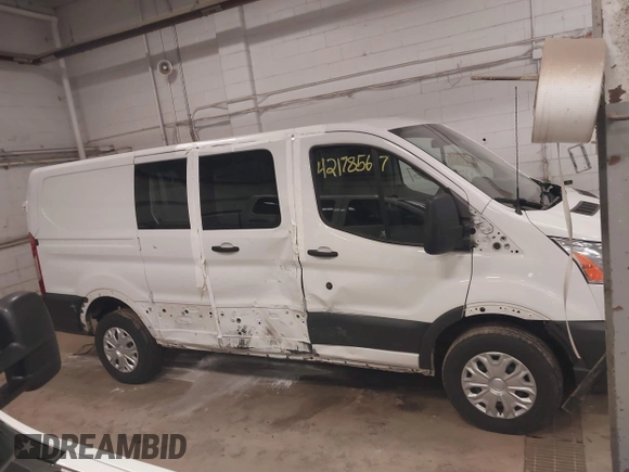 2018 Ford Transit с VIN 1FTYR1ZM6JKA46796, выставлен на аукционе IAAI как лот 42178567 с пробегом 61 821 миль миль и . История ставок и продаж доступна на DreamBid. Изображение 13.