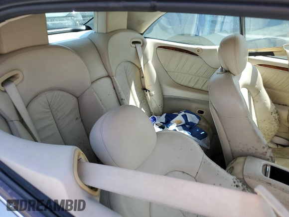 2007 Mercedes-Benz CLK 350 z VIN WDBTK56F97T078087, wystawiony jako Copart lot #73850774 z przebiegiem Nie podano mil oraz Szkoda całkowita • Salvage title. Historia ofert i sprzedaży dostępna na DreamBid. Obrazek 10.