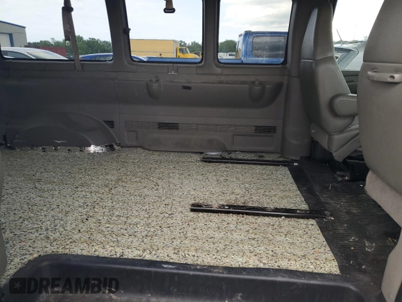 2006 Chevrolet Express Passenger with VIN 1GAHG35U761194114, listed as a Copart auction lot 55985195 with 110,432 mi miles and Salvage title. Bid and sale history available at DreamBid. Image 11.