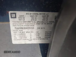 2017 GMC Acadia SLT with VIN 1GKKNMLS5HZ257326, listed as a IAAI auction lot 41786974 with 105,636 mi miles. Bid and sale history available at carsss.com. Image 9.