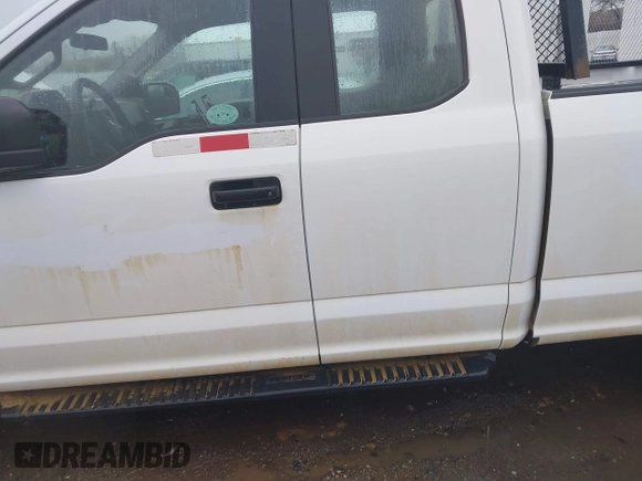 2019 Ford F-150 XL с VIN 1FTEX1EB8KKD00670, выставлен на аукционе IAAI как лот 42121709 с пробегом 96 521 миль миль и . История ставок и продаж доступна на DreamBid. Изображение 6.