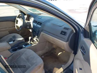 2008 Ford Fusion SE with VIN 3FAHP07198R157752, listed as a IAAI auction lot 41229136 with 270,715 mi miles and . Bid and sale history available at DreamBid. Image 5.