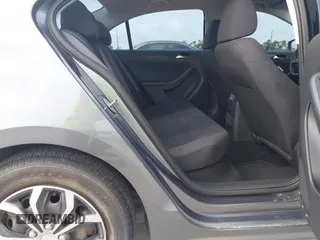 2015 Volkswagen Jetta S с VIN 3VW2K7AJ5FM276681, выставлен на аукционе IAAI как лот 42325182 с пробегом 69 645 миль миль и . История ставок и продаж доступна на DreamBid. Изображение 8.