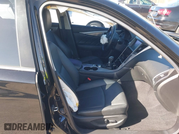 2015 Infiniti Q50 Premium with VIN JN1BV7AP2FM353536, listed as a IAAI auction lot 41815730 with Not Provided miles. Bid and sale history available at carsss.com. Image 5.