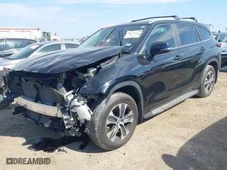 2023 Toyota Highlander L with VIN 5TDKDRAH5PS513192, listed as a IAAI auction lot 41672682 with 38,389 mi miles. Bid and sale history available at carsss.com. Image 21.