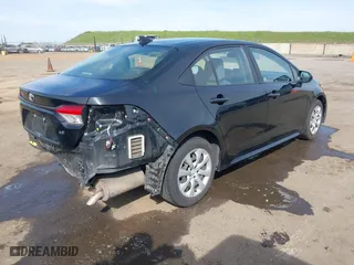 2020 Toyota Corolla LE with VIN JTDEPRAE7LJ042552, listed as a IAAI auction lot 41771581 with 119,568 mi miles. Bid and sale history available at carsss.com. Image 4.