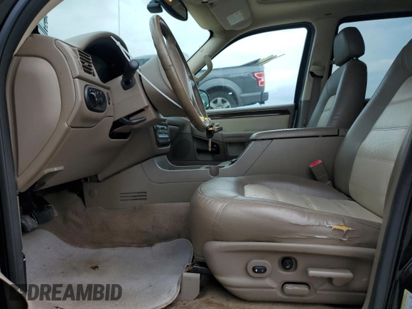 2005 Ford Explorer Eddie Bauer z VIN 1FMDU64K85UA36518, wystawiony jako Copart lot #57399285 z przebiegiem 132 178 mil mil oraz Szkoda całkowita • Salvage title. Historia ofert i sprzedaży dostępna na DreamBid. Obrazek 7.