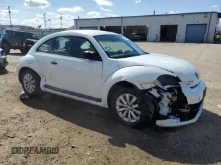 2015 Volkswagen Beetle Fleet Edition with VIN 3VWF17AT8FM647418, listed as a Copart auction lot 50605905 with 105,671 mi miles and Salvage Title. Bid and sale history available at DreamBid. Image 4.