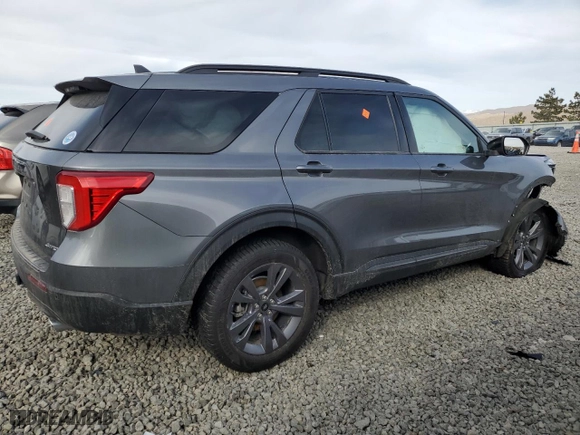 2023 Ford Explorer XLT with VIN 1FMSK8DH6PGB80633, listed as a Copart auction lot 48258395 with 14,965 mi miles and Salvage Title. Bid and sale history available at carsss.com. Image 3.