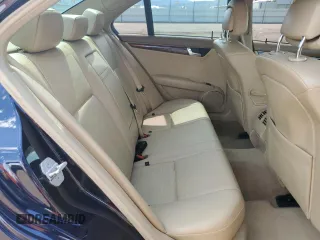 2008 Mercedes-Benz C 300 Sport z VIN WDDGF81X88F105052, wystawiony jako Copart lot #64132505 z przebiegiem 112 533 mil mil oraz Szkoda całkowita • Salvage title. Historia ofert i sprzedaży dostępna na DreamBid. Obrazek 10.