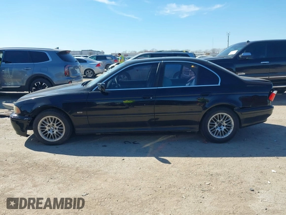 2001 BMW 5 Series 530iA with VIN WBADT634X1CF04145, listed as a IAAI auction lot 41651022 with 190,069 mi miles. Bid and sale history available at carsss.com. Image 14.