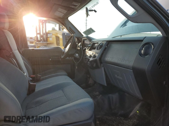 2012 Ford F-350 XL with VIN 1FT8W3DT0CEA27696, listed as a Copart auction lot 42458015 with 278,083 mi miles and Salvage Title. Bid and sale history available at DreamBid. Image 7.