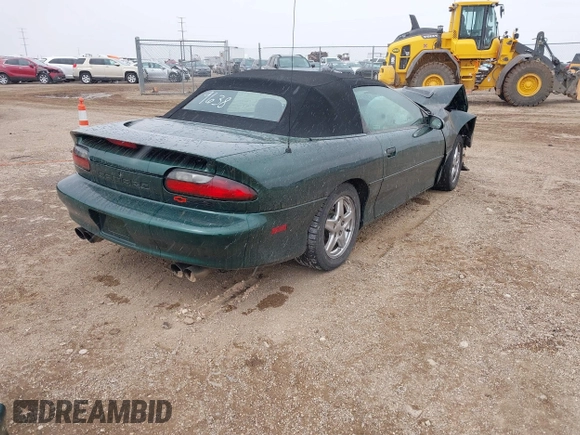 1995 Chevrolet Camaro Z28 z VIN 2G1FP32P9S2169638, wystawiony jako IAAI lot #39049392 z przebiegiem 115 543 mil mil oraz . Historia ofert i sprzedaży dostępna na DreamBid. Obrazek 4.