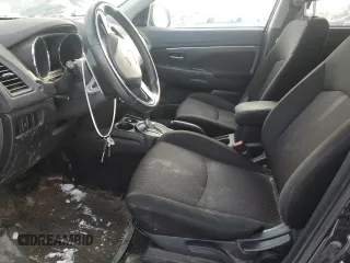 2017 Mitsubishi Outlander Sport SE z VIN JA4AJ4AWXHZ608461, wystawiony jako Copart lot #44396865 z przebiegiem 186 778 mil mil oraz Szkoda całkowita • Salvage title. Historia ofert i sprzedaży dostępna na DreamBid. Obrazek 7.