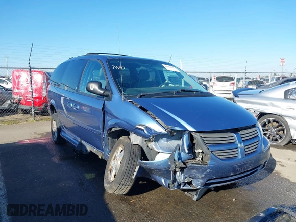 2007 Dodge Grand Caravan SXT with VIN 2D4GP44LX7R313906, listed as a IAAI auction lot 41402653 with 82,315 mi miles and . Bid and sale history available at DreamBid. Image 1.