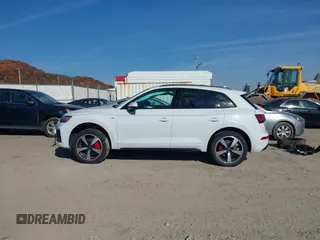 2024 Audi Q5 S line Premium Plus with VIN WA1EAAFY1R2143511, listed as a IAAI auction lot 40736946 with 1,125 mi miles and . Bid and sale history available at DreamBid. Image 15.