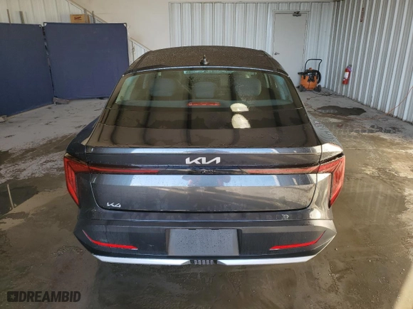 2025 Kia K4 LXS with VIN 3KPFT4DE3SE020686, listed as a Copart auction lot 82657184 with 2,661 mi miles and Clean Title. Bid and sale history available at carsss.com. Image 6.