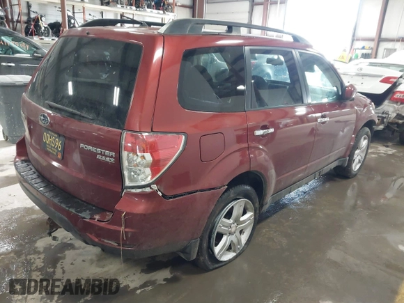 2010 Subaru Forester 2.5X Premium with VIN JF2SH6CC7AH739915, listed as a IAAI auction lot 41142305 with 137,764 mi miles. Bid and sale history available at carsss.com. Image 4.