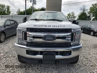 2017 Ford F-250 Lariat z VIN 1FT7W2B65HED68909, wystawiony jako Copart lot #58394015 z przebiegiem 205 452 mil mil oraz Czysty tytuł • Clean title. Historia ofert i sprzedaży dostępna na DreamBid. Obrazek 5.
