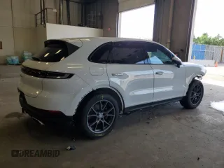 2024 Porsche Cayenne with VIN WP1AA2AY3RDA12553, listed as a Copart auction lot 60829645 with 4,975 mi miles and Salvage title. Bid and sale history available at DreamBid. Image 3.