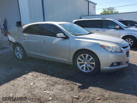 2015 Chevrolet Malibu LTZ with VIN 1G11F5SL2FF345164, listed as a Copart auction lot 49718195 with 166,612 mi miles and Salvage Title. Bid and sale history available at carsss.com. Image 4.