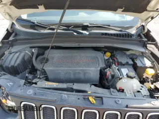 2017 Jeep Renegade Sport with VIN ZACCJBAB5HPE58712, listed as a Copart auction lot 59289025 with 81,393 mi miles and Salvage title. Bid and sale history available at DreamBid. Image 12.